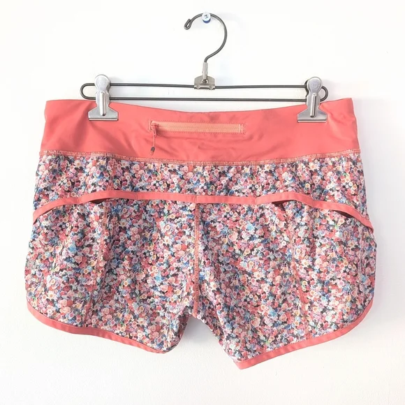 Lululemon Run: Speed Short *4-way Stretch ~ Size 6 - Picture 5 of 11
